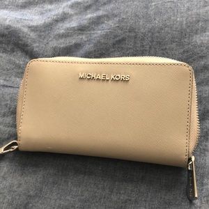 Large Michael Kors smartphone wristlet